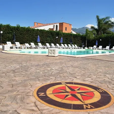 Paradise Mansardata Vicino Cefalu Piscina Aperta Penzion