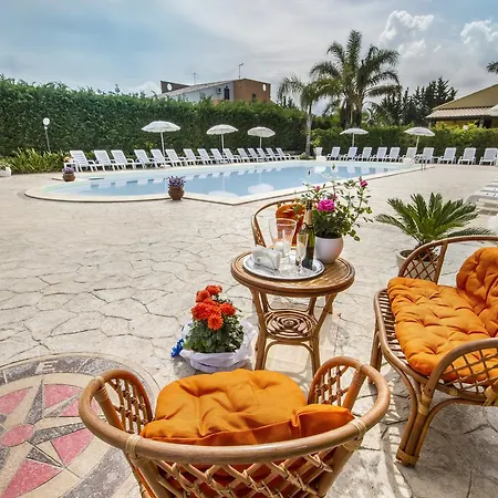 Paradise Mansardata Vicino Cefalu Piscina Aperta