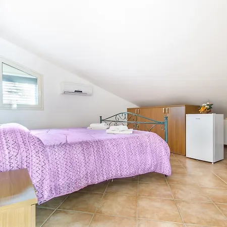 Paradise Mansardata Vicino Cefalu Piscina Aperta Penzion 3*