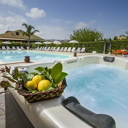 Paradise Mansardata Vicino Cefalu Piscina Aperta 3* Campofelice Di Roccella